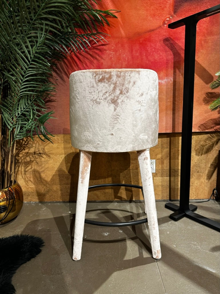 CASA LOLA BLUSH VELVET BARSTOOL