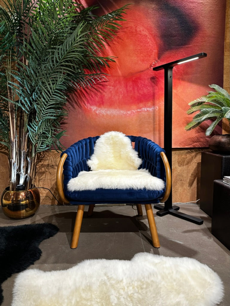 BLUE VELVET KNIT ARMCHAIR