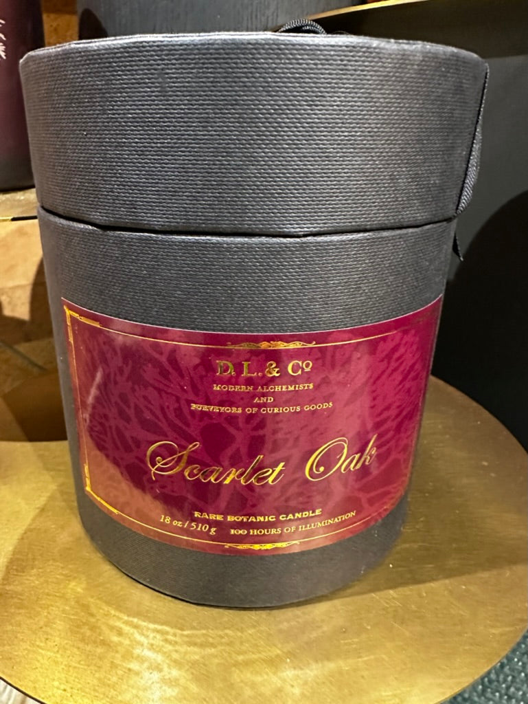 DL & CO SCENTED CANDLE (Scarlet Oak)