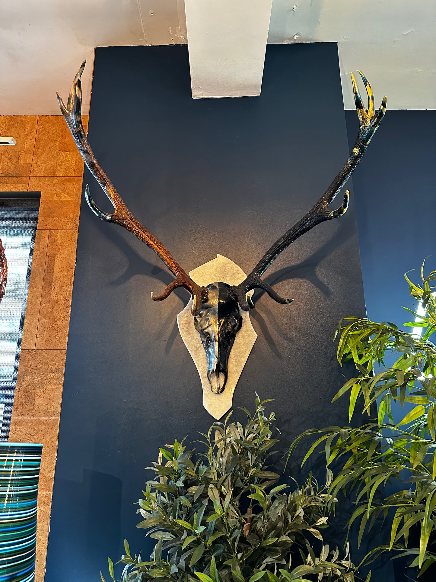 CAMO STAG WALL MOUNT