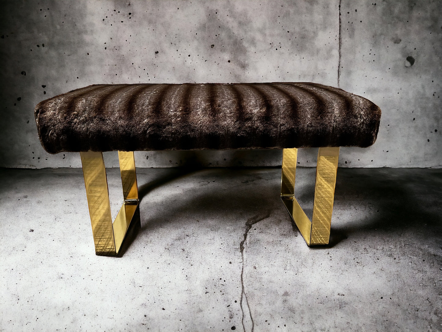 MODERNIST BENCH - Faux Fur